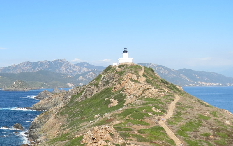 Le phare des iles sanguinaires dans le golg d'Ajacci - cc@Gwentuxu